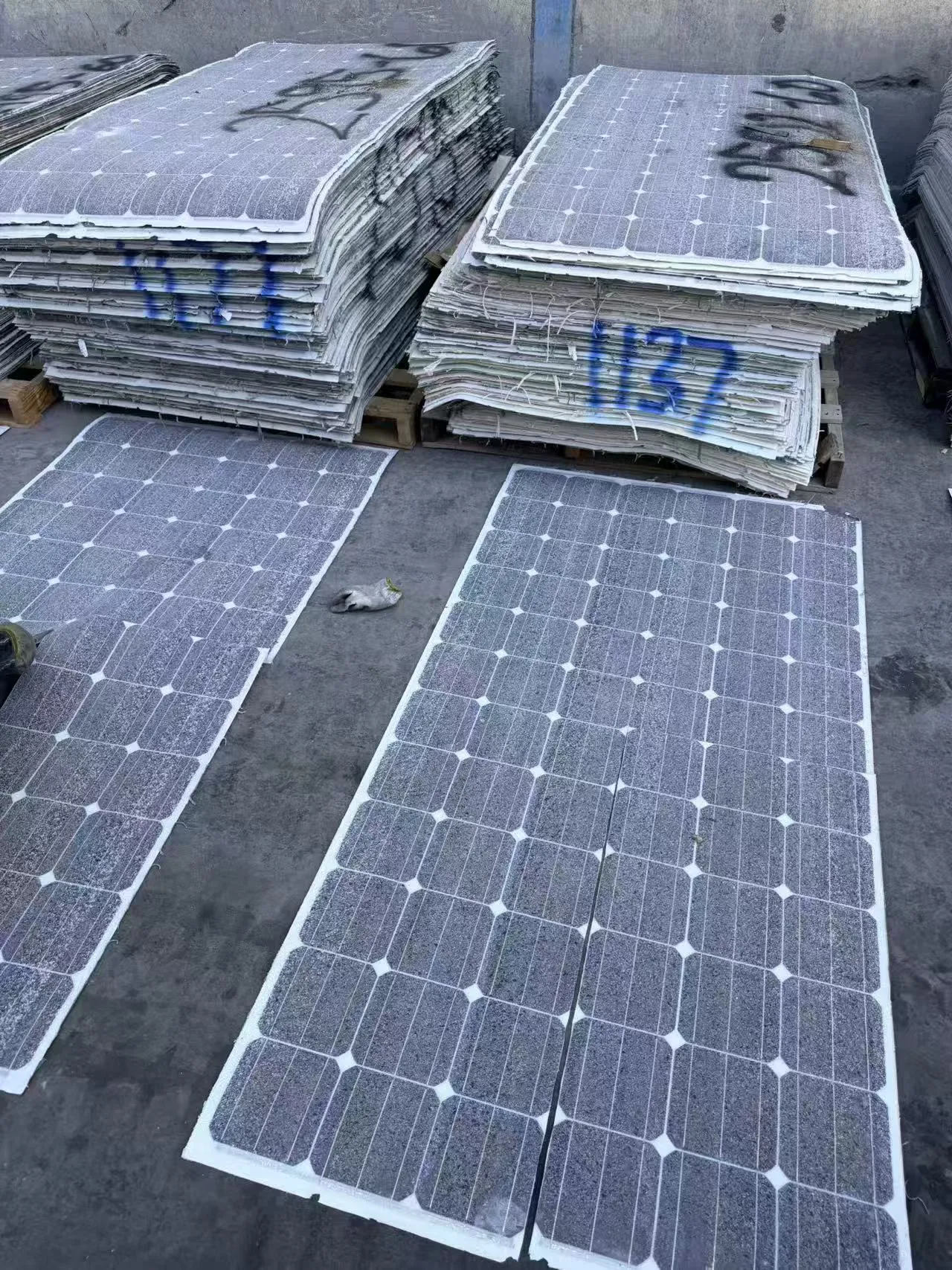Photovoltaic solar panel  太阳能光伏板